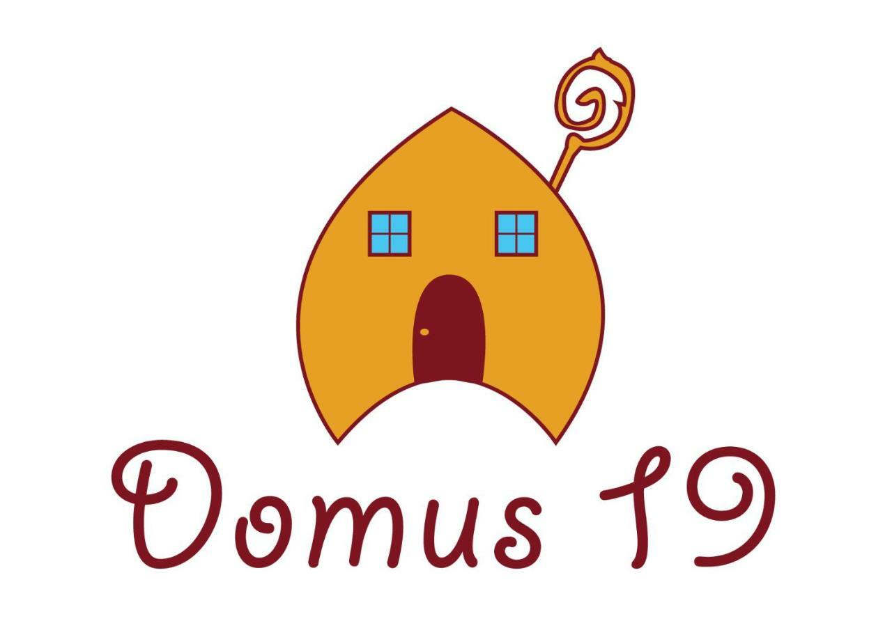 Hotel Domus 19 Nápoles Exterior foto